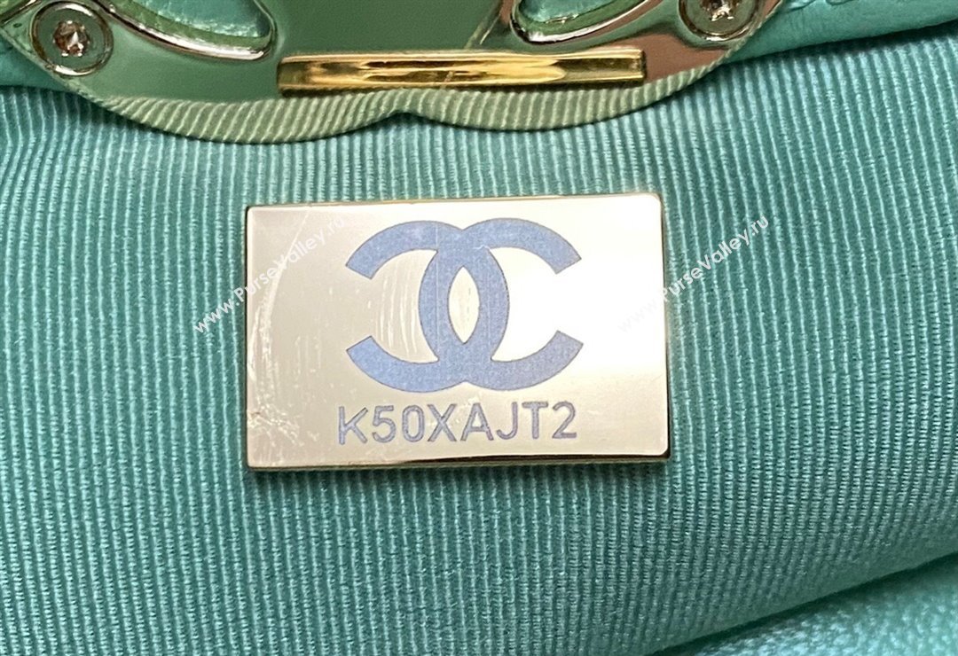 Chanel 31 Shiny Lambskin East-West Shopping bag AS4854 Light Green 2024 (yezi-240517062)