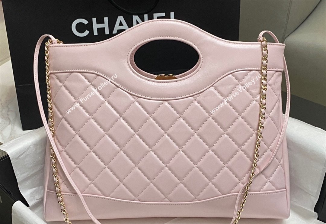 Chanel 31 Shiny Lambskin East-West Shopping bag AS4854 Light Pink 2024 (yezi-240517064)