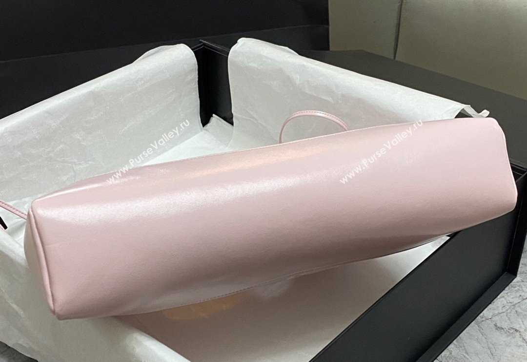 Chanel 31 Shiny Lambskin East-West Shopping bag AS4854 Light Pink 2024 (yezi-240517064)