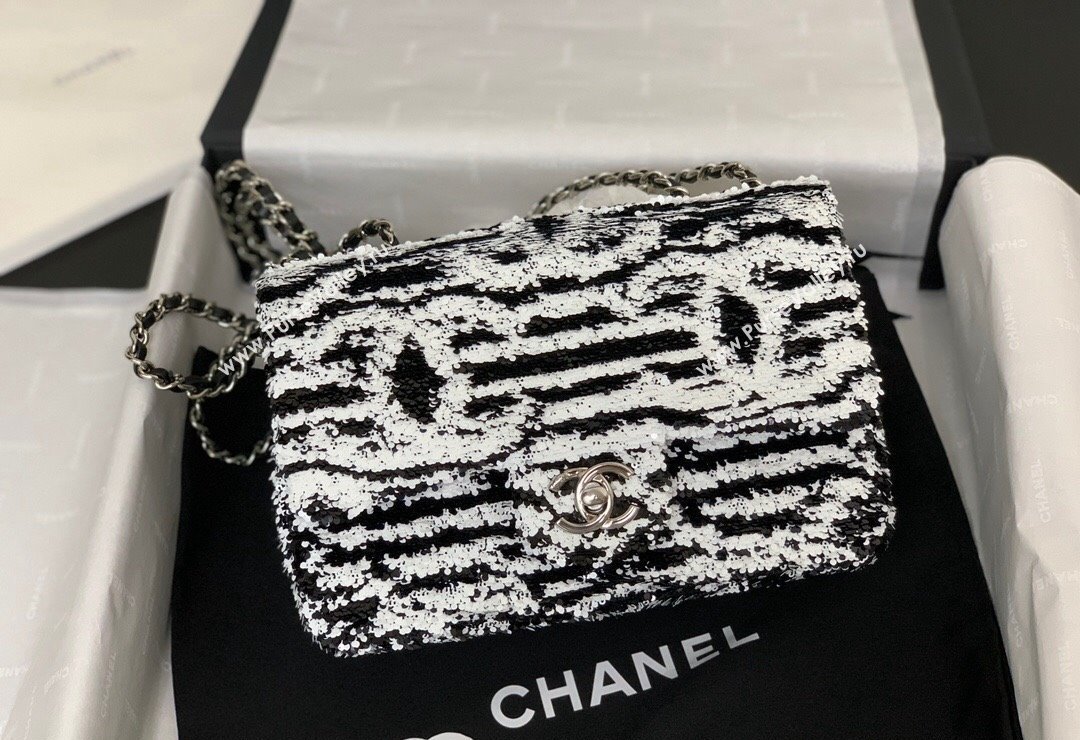 Chanel Sequins Small Flap Bag AS4561 Black/White 2024 (yezi-240517136)