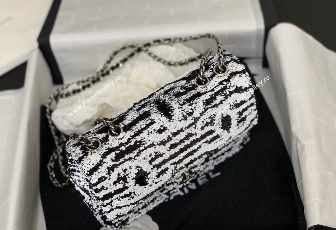 Chanel Sequins Small Flap Bag AS4561 Black/White 2024 (yezi-240517136)