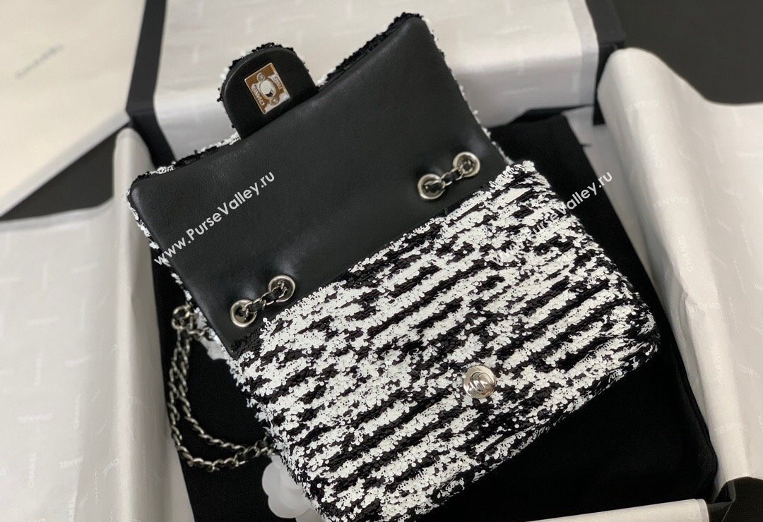 Chanel Sequins Small Flap Bag AS4561 Black/White 2024 (yezi-240517136)