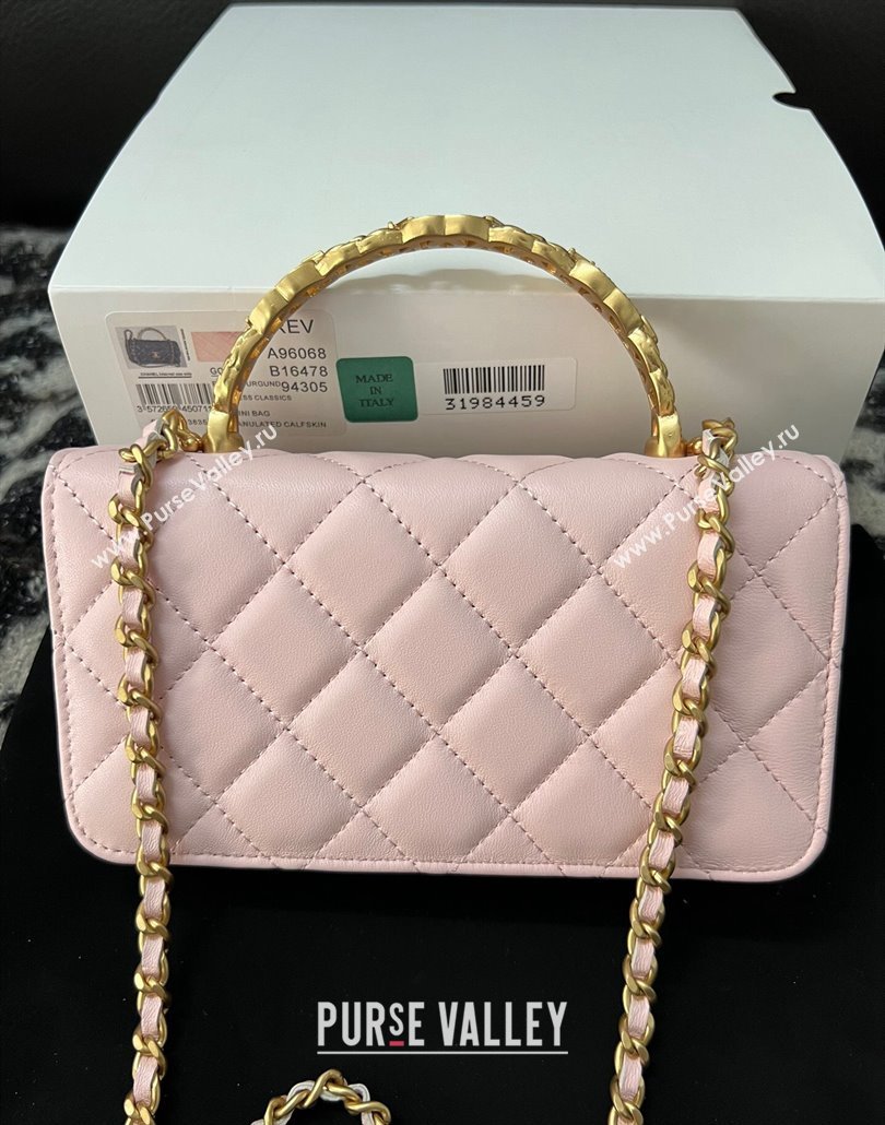 Chanel Shiny Lambskin Clutch with Chain and CC Top Handle Light Pink 2024 A96068 (yezi-240518003)