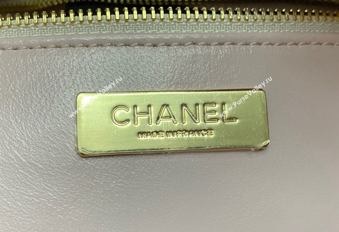 Chanel 31 Bag Shiny Lambskin Mini Shopping Bag AS4133 Light Pink 2024 (yezi-240517068)