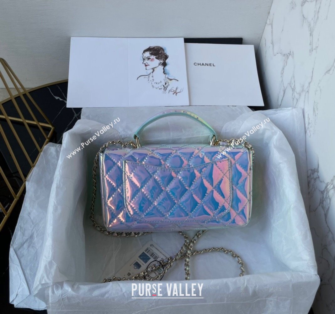 Chanel Iridescent Patent Calfskin Mini Classic Flap bag with Top Handle AS2431 Green 2024 (yezi-240518019)