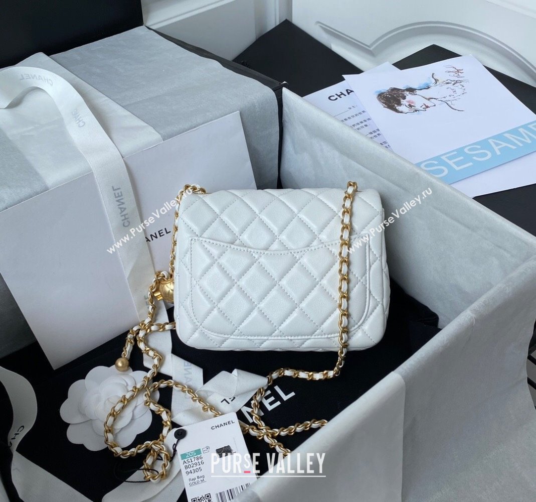 Chanel Lambskin Mini Square Flap Bag with Gold-Tone Metal Ball AS1786 White 2024 (yezi-240517109)