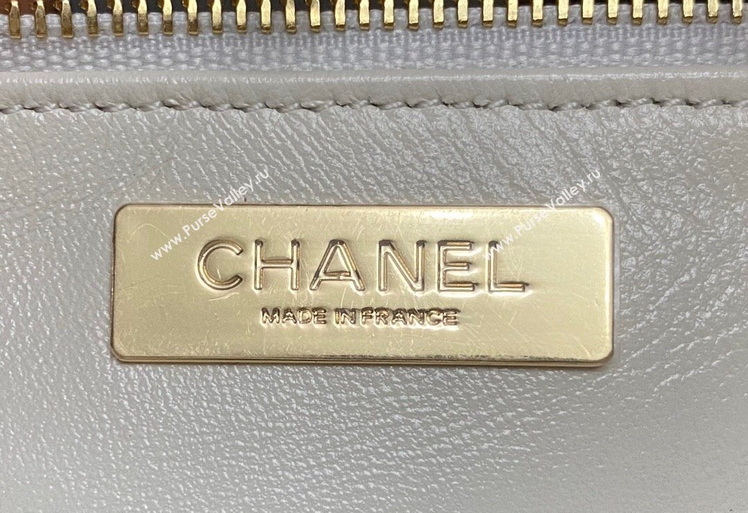 Chanel 31 Bag Shiny Lambskin Mini Shopping Bag AS4133 White 2024 (yezi-240517069)
