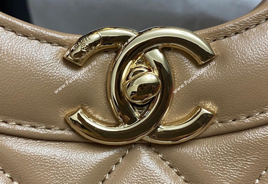 Chanel 31 Shiny Lambskin Small Shopping bag AS4853 Brown 2024 (yezi-240517055)