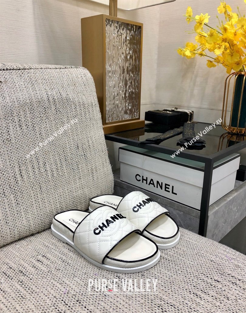 Chanel Quilted Lambskin Flat Slide Sandals with CC and Signature White 2024 (MD-240601008)