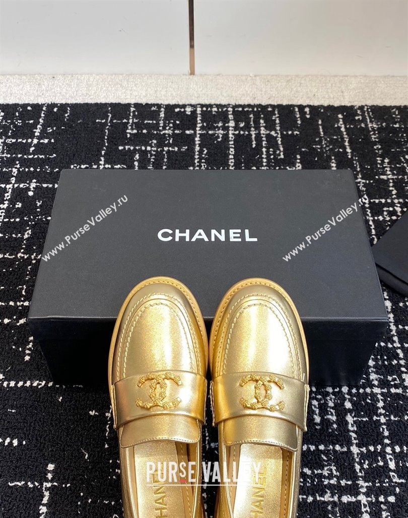 Chanel Calfskin Leather Loafers with Camellia CC G45663 Gold 2024 (KL-240603009)