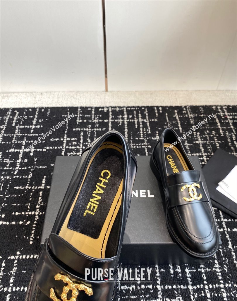 Chanel Calfskin Leather Loafers with Camellia CC G45663 Black 2024 (KL-240603010)