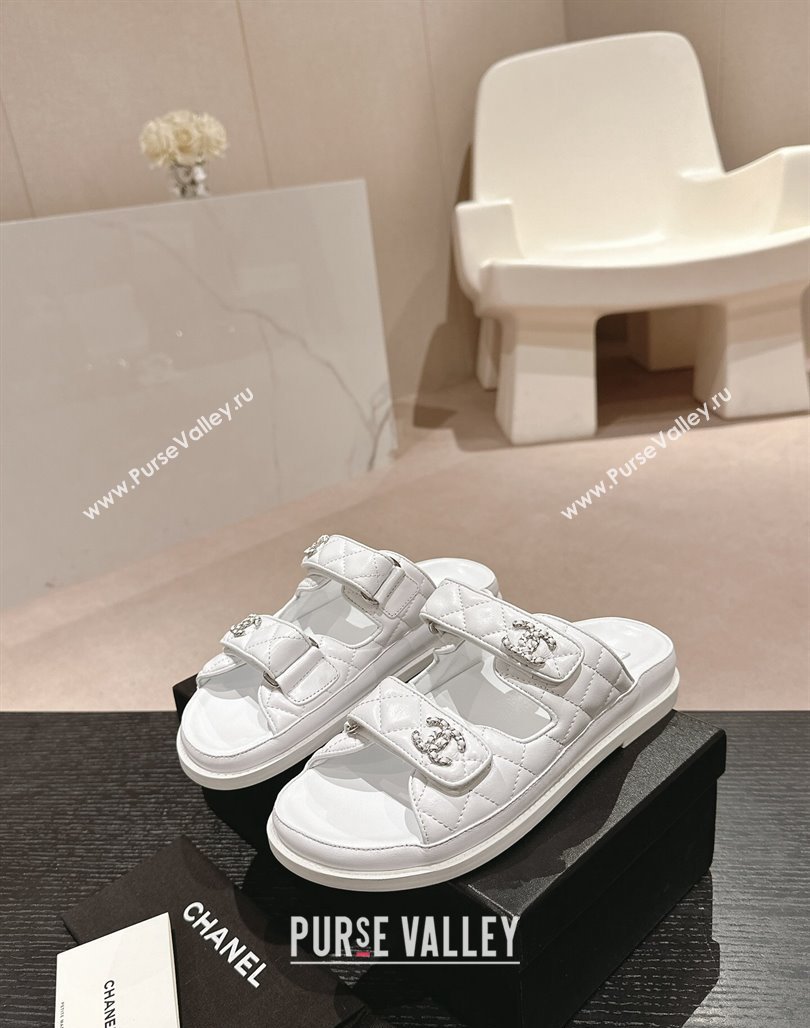 Chanel Quilted Lambskin Strap Flat Slides Sandal with Chain CC Optic White 2024 0601 (MD-240601046)