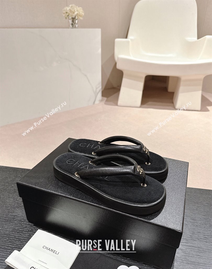 Chanel Lambskin Thong Flat Slides Sandal with CC Patch Black 2024 0601 (MD-240601050)