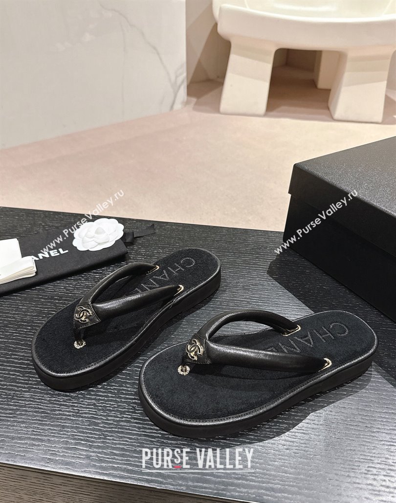 Chanel Lambskin Thong Flat Slides Sandal with CC Patch Black 2024 0601 (MD-240601050)