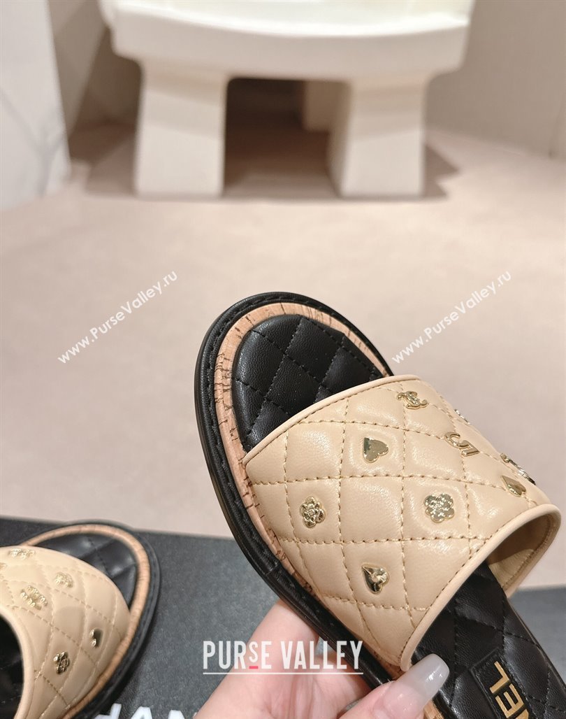 Chanel Lambskin Heel Slides Sandal 4cm with Logo Charm Beige 2024 0601 (MD-240601053)