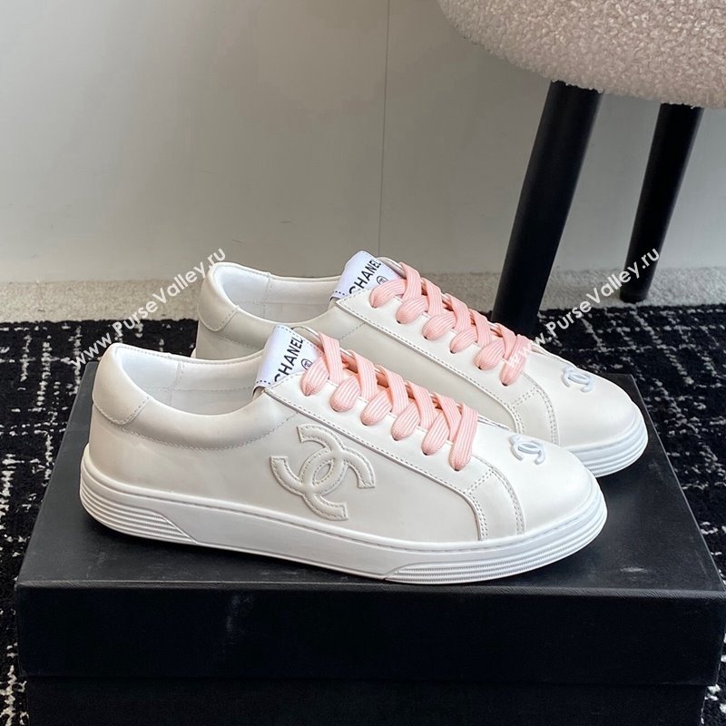 Chanel CC White Calfskin Sneakers Pink 2024 0601 (KL-240601102)