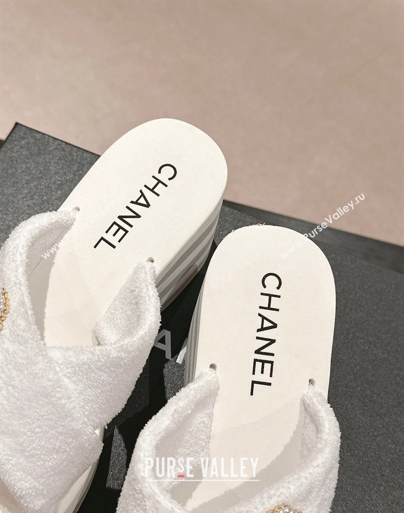 Chanel Towl Wedge Slides Sandals 7cm White 2024 0603 (MD-240603132)