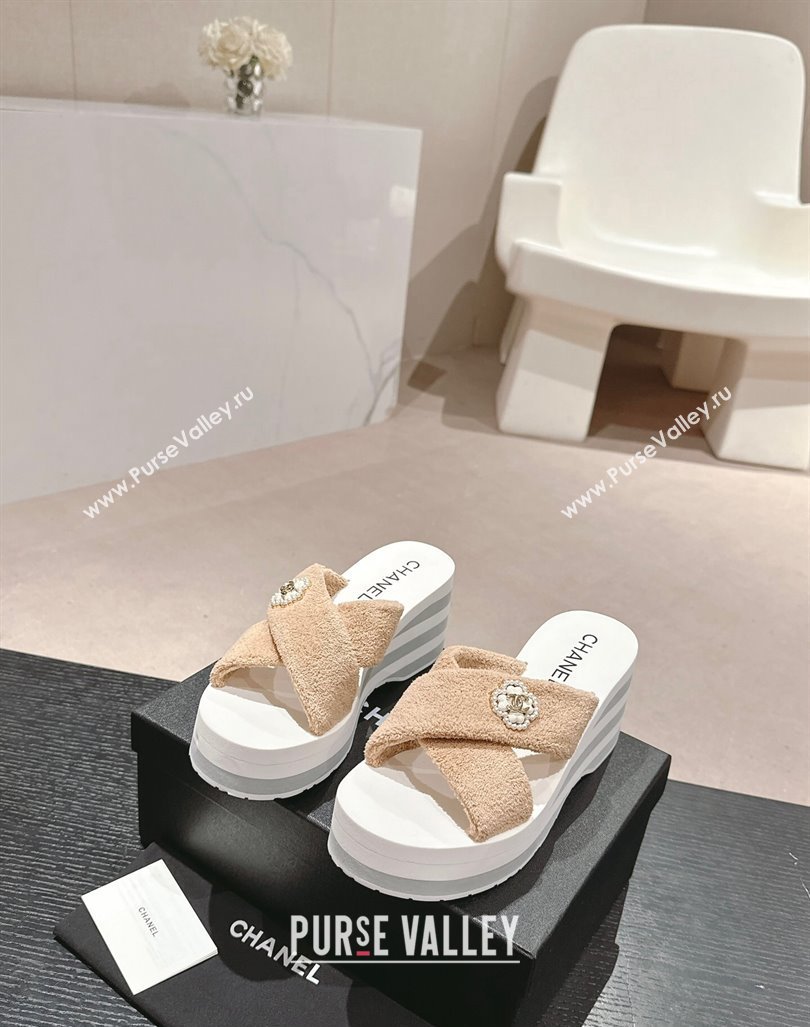 Chanel Towl Wedge Slides Sandals 7cm Beige 2024 0603 (MD-240603134)