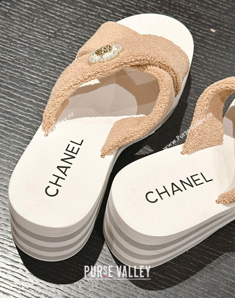 Chanel Towl Wedge Slides Sandals 7cm Beige 2024 0603 (MD-240603134)