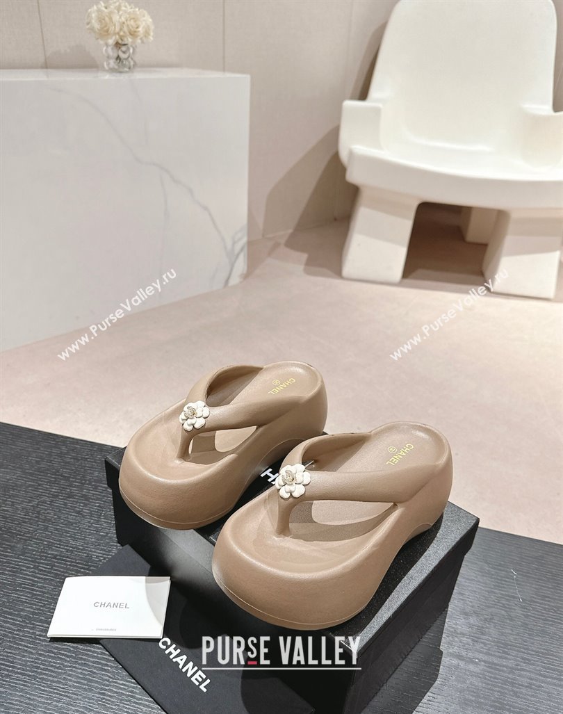 Chanel Rubber Platform Slide Thong Sandals 4cm with Bloom Khaki 2024 070301 (MD-240603150)