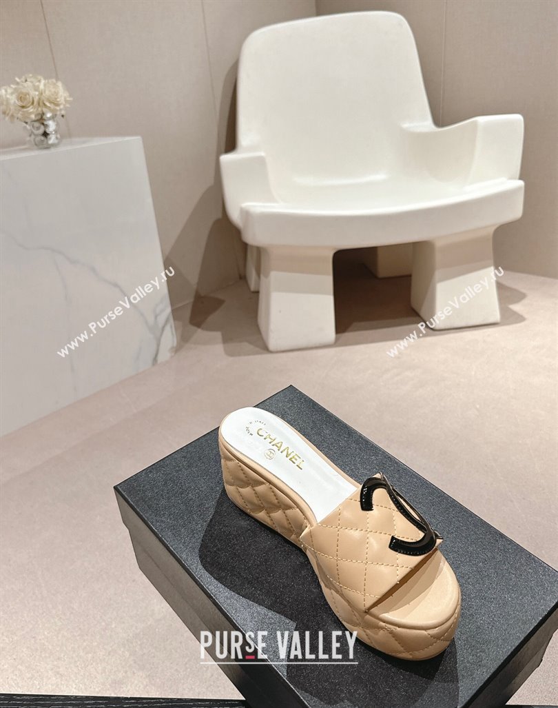 Chanel Quilted Lambskin Platform Slide Sandals 6cm with Side CC Beige 2024 0603 (MD-240603170)