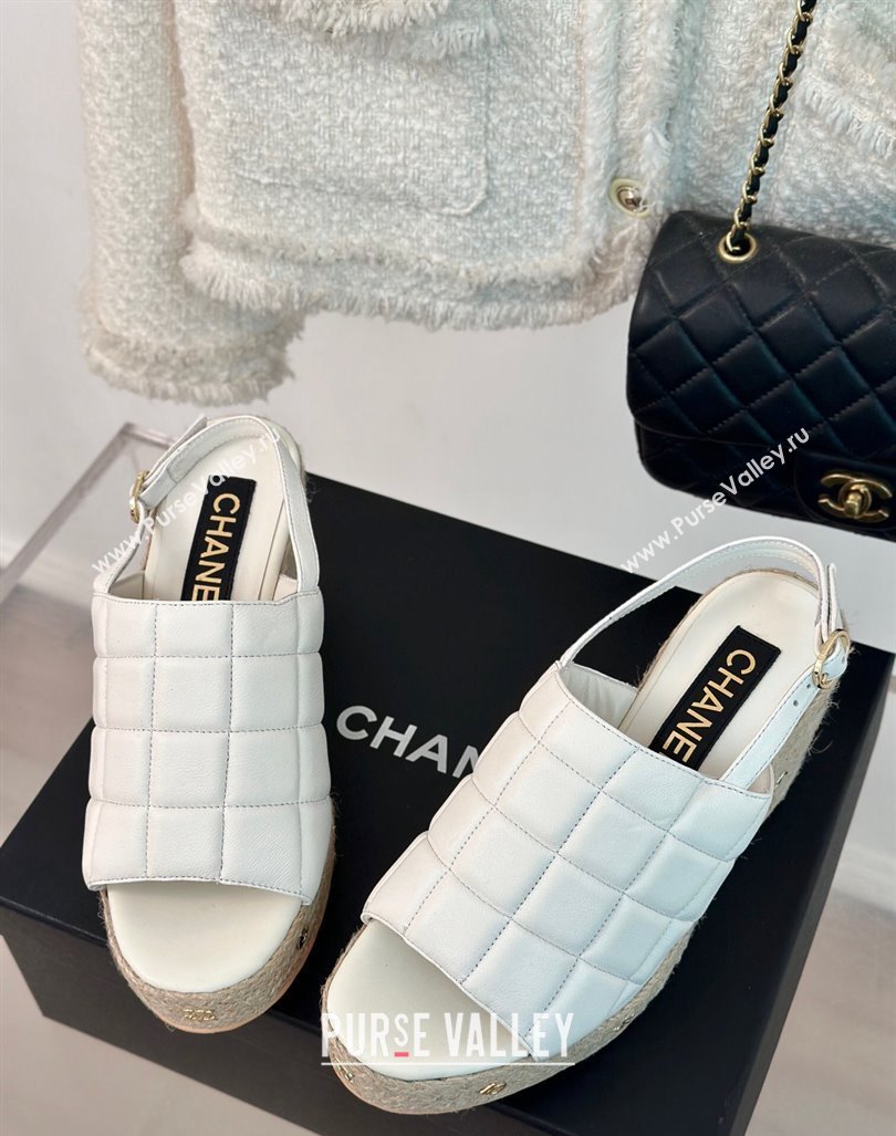 Chanel Quilted Lambskin Wedge Sandals 8cm with Logo Charm White 2024 0603 (MD-240603040)