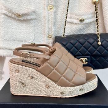 Chanel Quilted Lambskin Wedge Sandals 8cm with Logo Charm Brown 2024 0603 (MD-240603041)