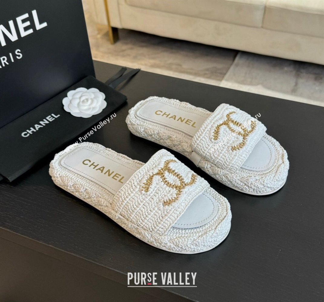 Chanel Raffia Straw Flat Slides Sandal White 2024 0603 (MD-240603069)