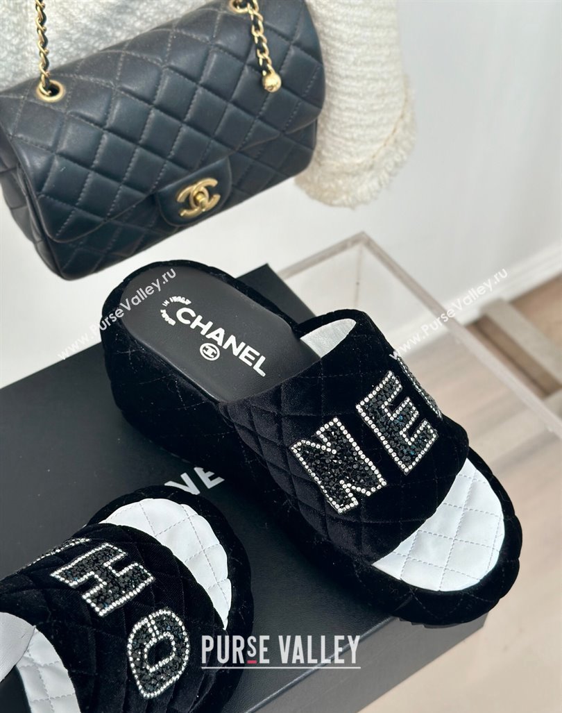 Chanel Quilted Velvet Wedge Slides Sandals Black 2024 0603 (MD-240603076)