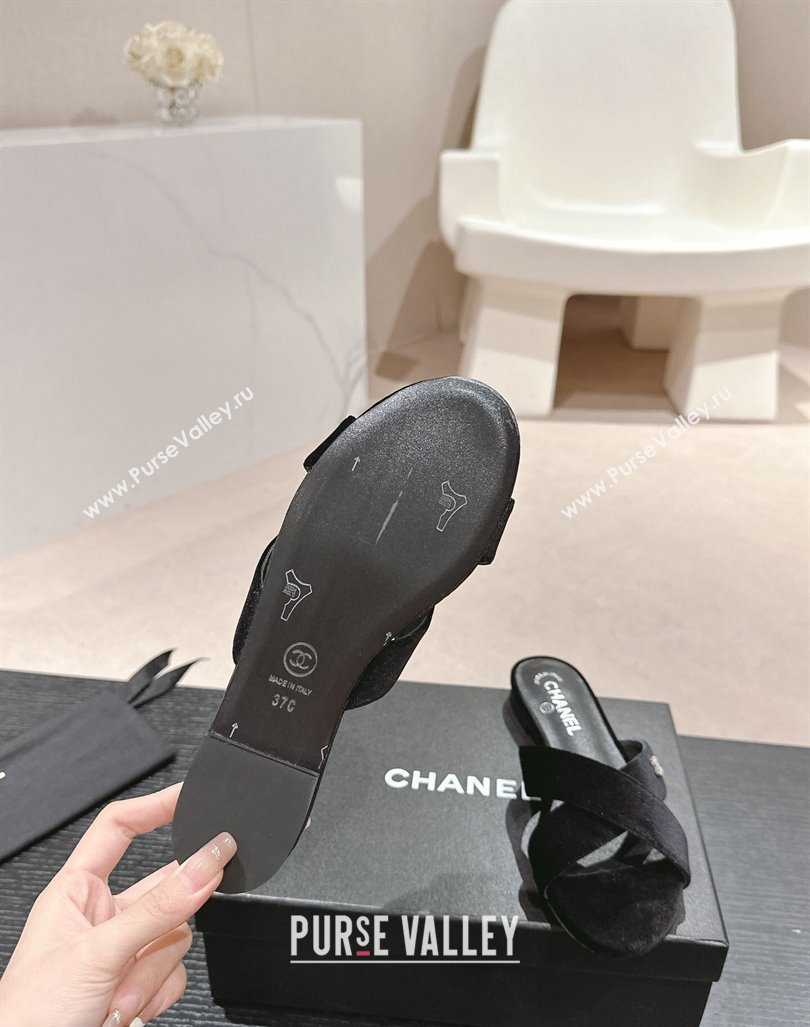 Chanel Velvet Flat Slides Sandals with Cross Strap Black 2024 0603 (MD-240603095)