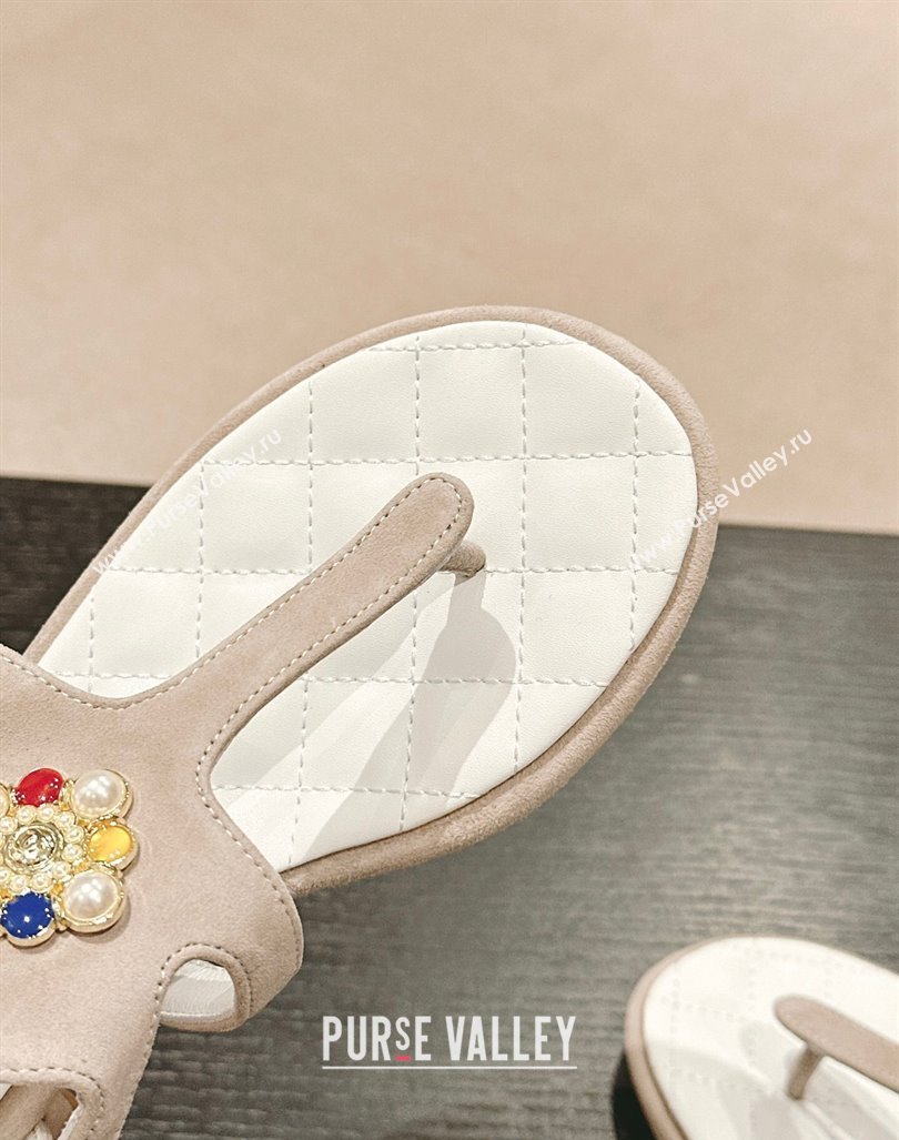 Chanel Suede Flat Thong Sandals with Pearls Flower Grey 2024 0603 (MD-240603099)