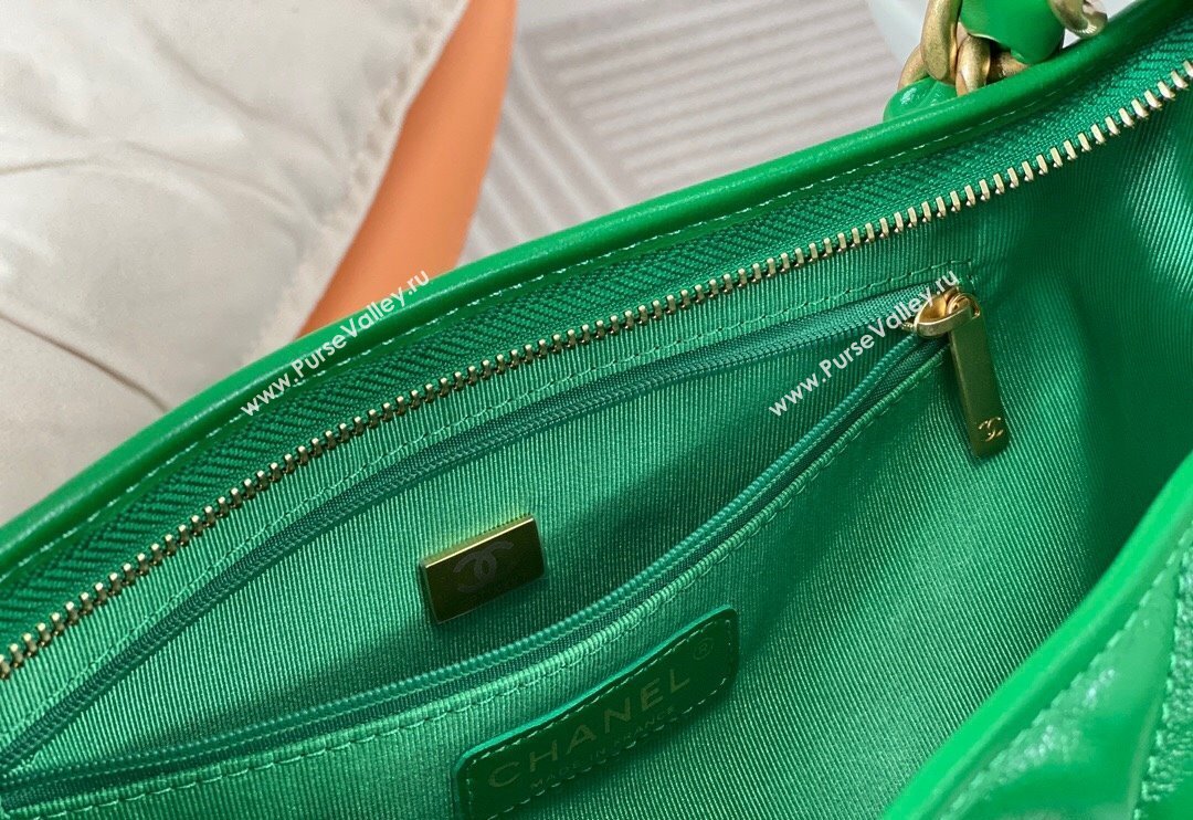 Chanel Shiny Lambskin Large Hobo bag AS4923 Green 2024 (SM-240626105)