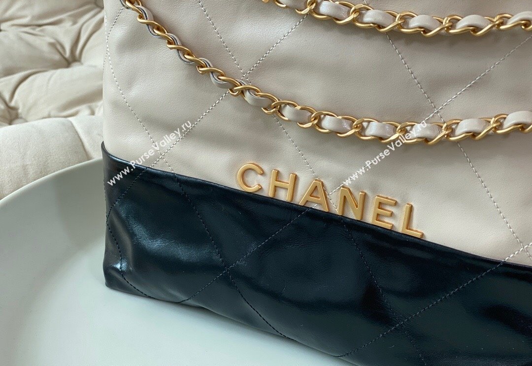 Chanel 22 Shiny Calfskin Patchwork Small Shopping Bag AS3260 Nude/Black 2024 0626 (SM-240626064)