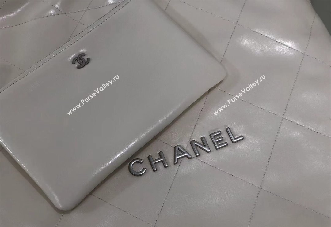 Chanel 22 Shiny Calfskin Leather Shopping Bag AS3261 White/Aged Silver 2024 0626 (SM-240626071)