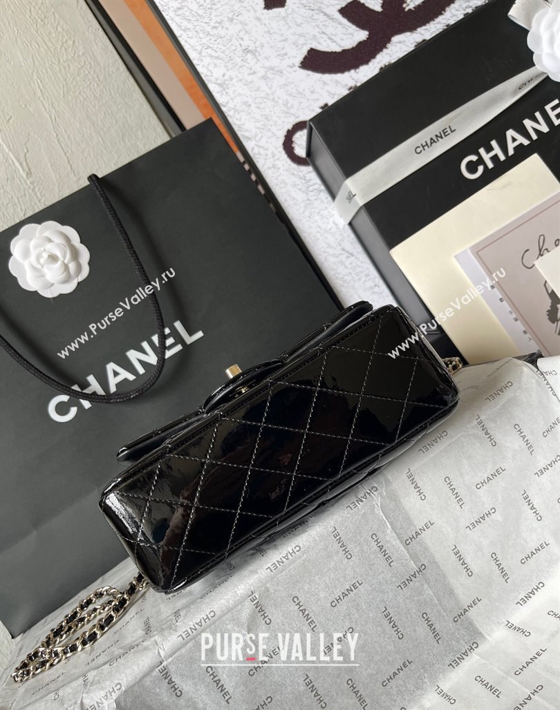 Chanel Patent Calfskin Mini Flap Bag with Top Handle AS2431 Black 2024 0626 (yingf-240626118)