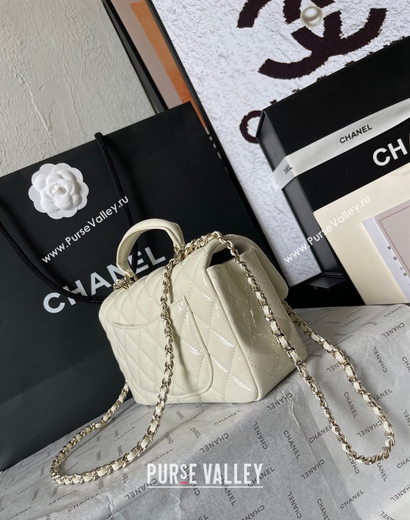 Chanel Patent Calfskin Mini Flap Bag with Top Handle AS2431 White 2024 0626 (yingf-240626120)