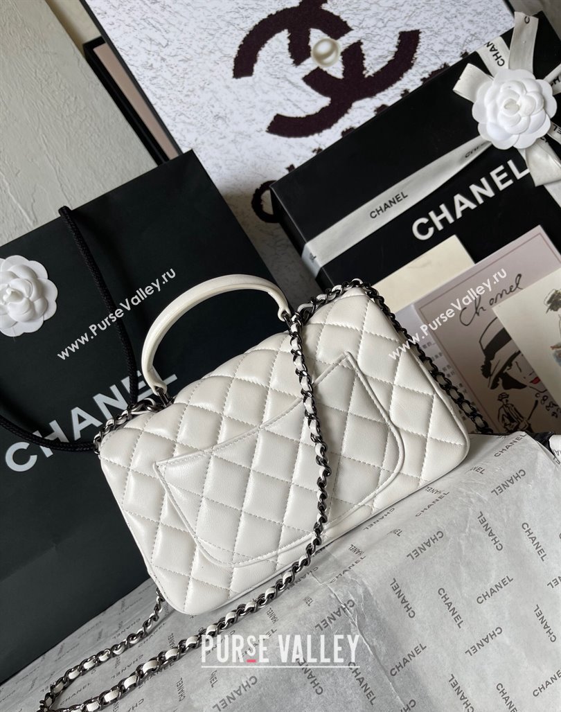 Chanel Lambskin Mini Flap Bag with Top Handle AS2431 White/Black 2024 0626 (yingf-240626119)