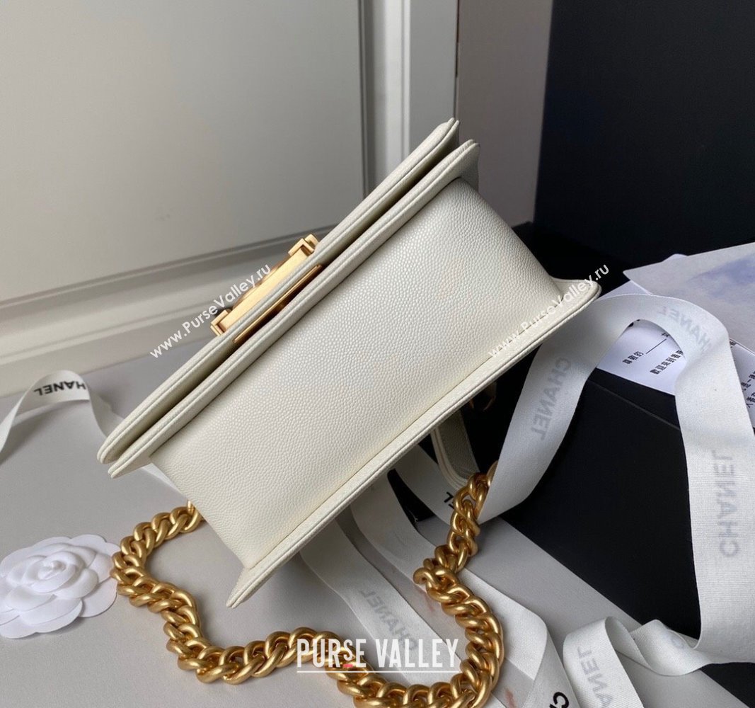 Chanel Grained Shiny Calfskin Small Boy Handbag White 2024 A67085 (yezi-240627006)