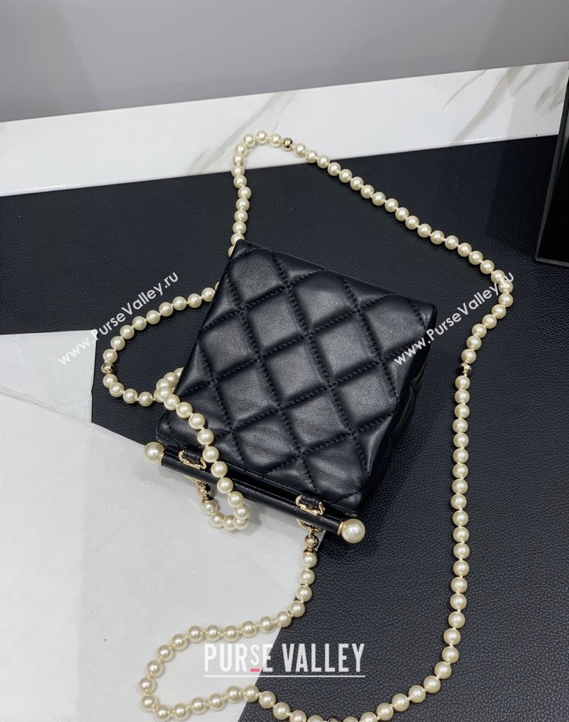 Chanel Lambskin Triangle Clutch with Chain and Pearls Black 2024 AP4006 (yezi-240627034)