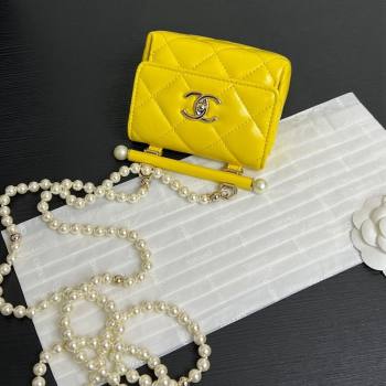 Chanel Lambskin Triangle Clutch with Chain and Pearls Yellow 2024 AP4006 (yezi-240627035)