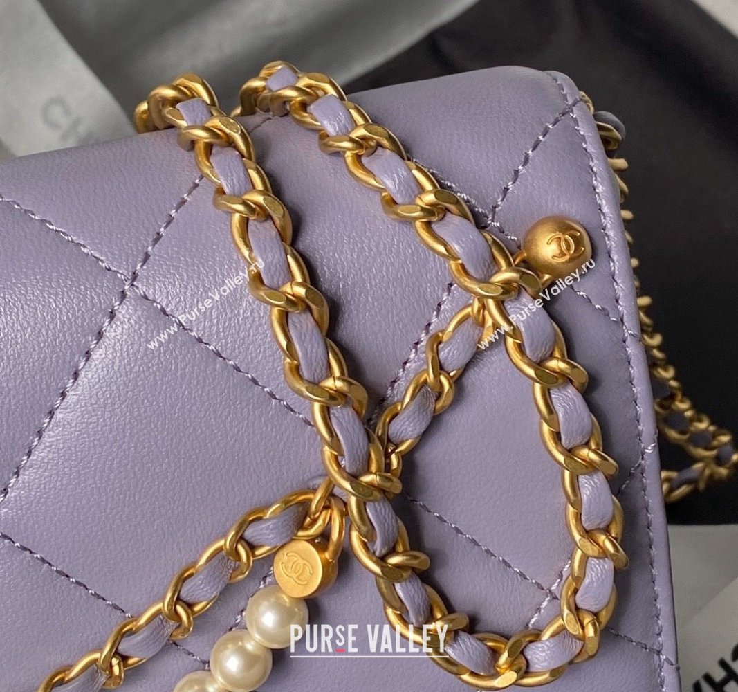 Chanel Shiny Lambskin Small Flap Bag with Pearls AS5011 Light Purple 2024 (yezi-240627062)