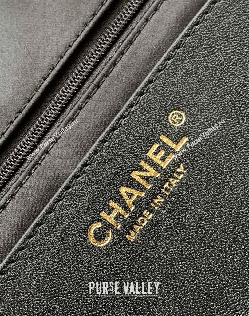 Chanel Quilted Calfskin Vintage Bowling Bag Black 2024 0517 (yezi-240627077)