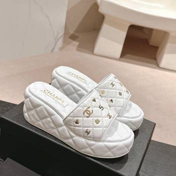 Chanel Lambskin Wedge Slides Sandal 6.5cm with Logo Charm White 2024 0701 (MD-240701112)