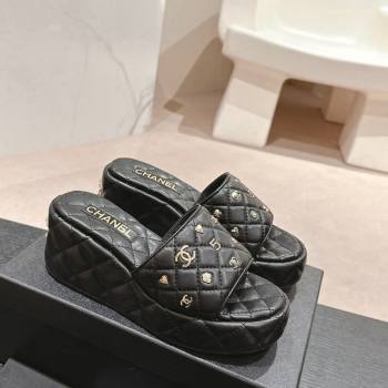 Chanel Lambskin Wedge Slides Sandal 6.5cm with Logo Charm Black 2024 0701 (MD-240701114)