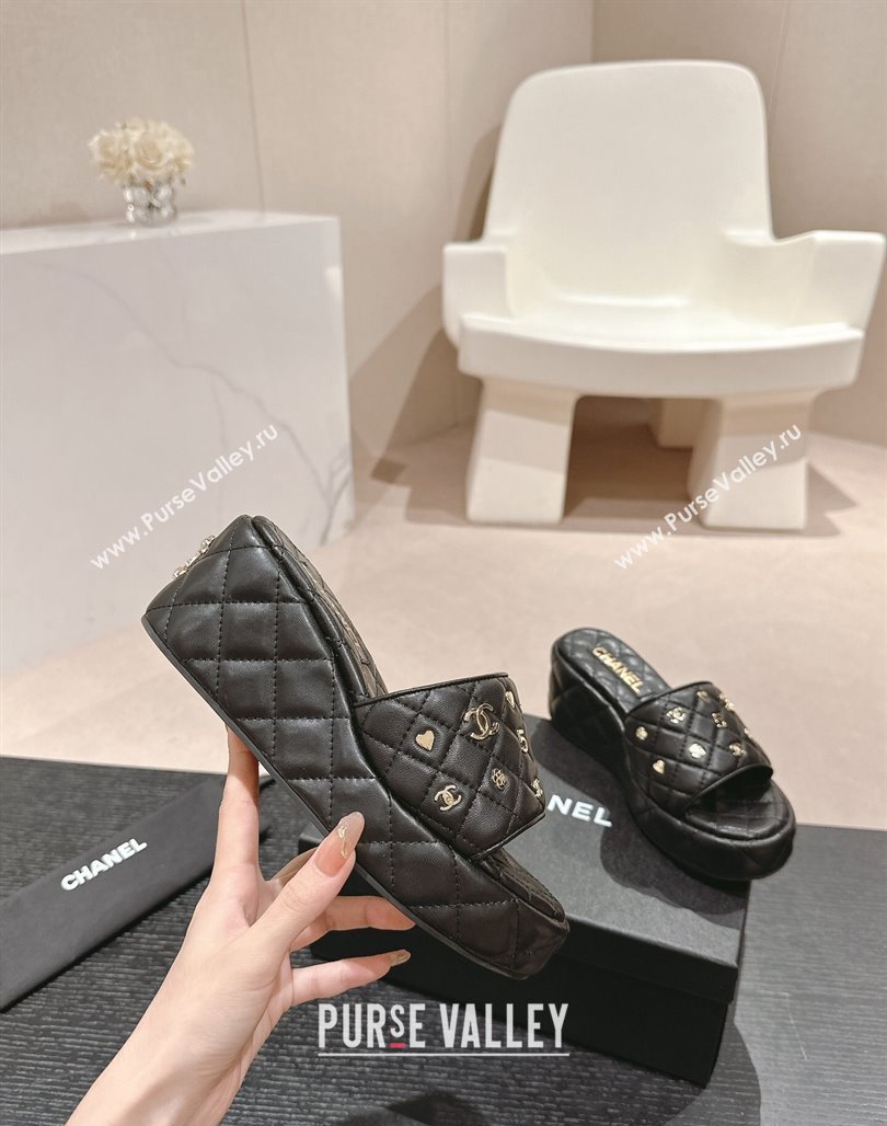 Chanel Lambskin Wedge Slides Sandal 6.5cm with Logo Charm Black 2024 0701 (MD-240701114)