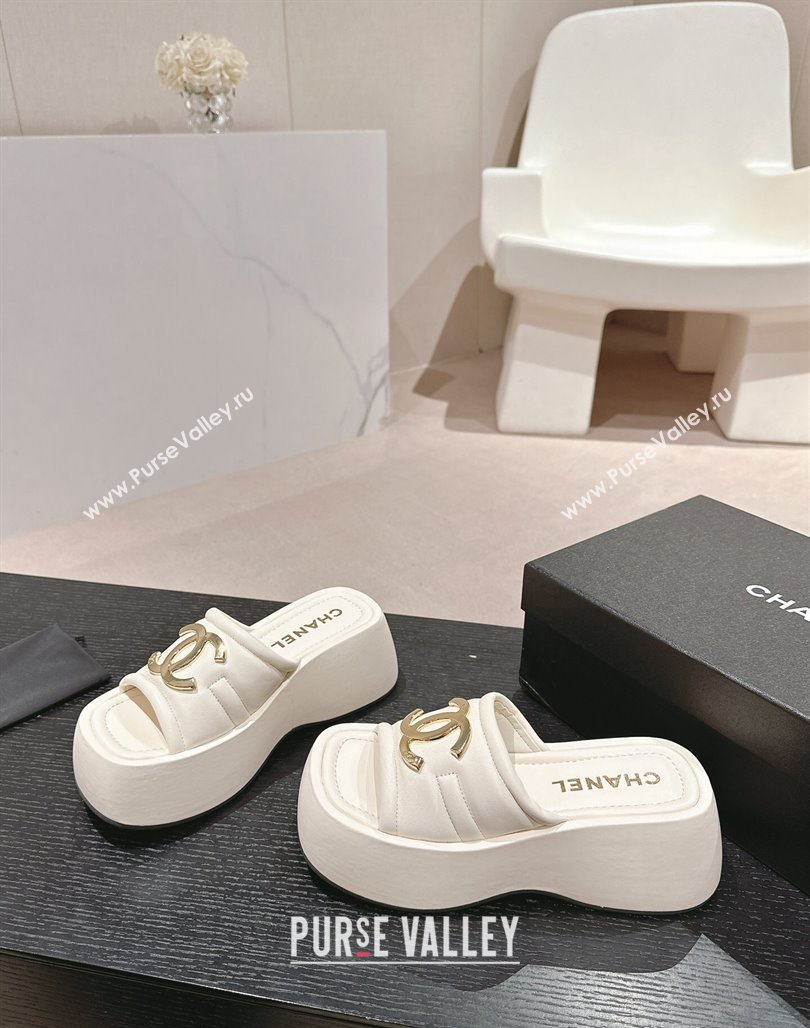 Chanel Lambskin Platform Slides Sandal 7cm with Maxi CC White 2024 0701 (MD-240701117)