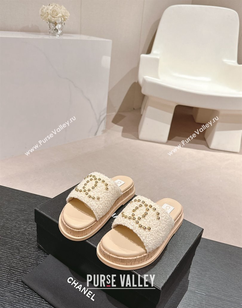 Chanel Teddy-Cloth Flat Slide Sandals with Studs CC Beige 2024 0603 (MD-240701119)