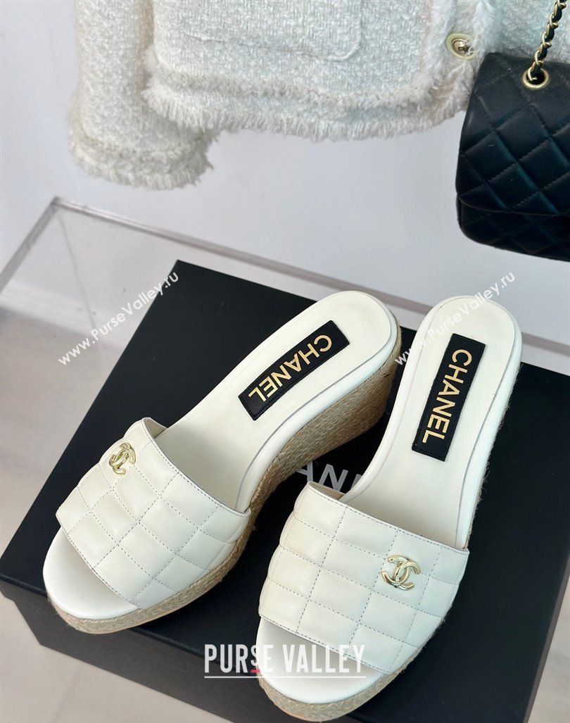 Chanel Quilted Lambskin Wedge Slides Sandal 8cm White 2024 0603 (MD-240722120)