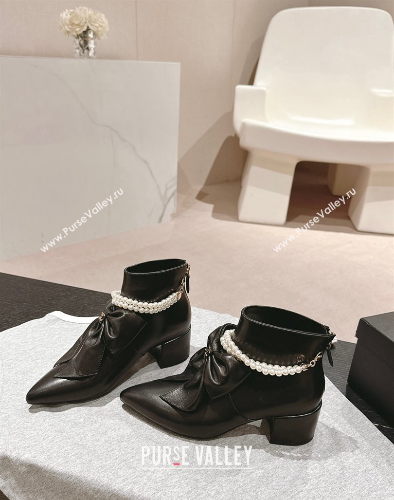 Chanel Calfskin Heel Ankle Boots 5.5cm with Maxi-Bow and Pearls Black 2024 072206 (MD-240722046)