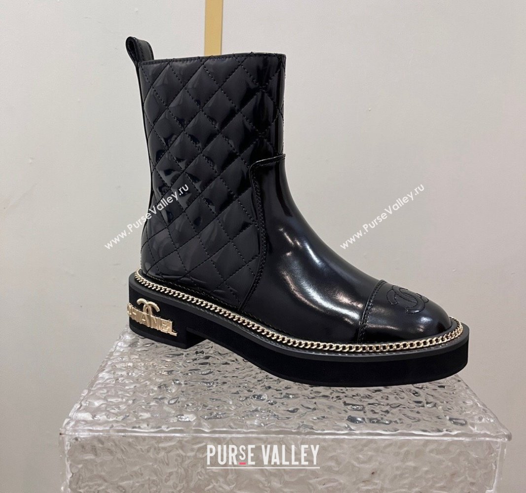 Chanel Shiny Quilted Calfskin Ankle Boots with Chain and Logo Black 2024 072201 (KL-240722005)